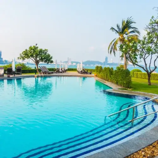 House of Hiranandani Mulund East Swimming Pool